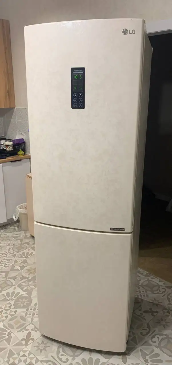 Продам холодильник LG в рабочем состоянии - Бытовая техника (Для дома и дачи) в Уфа