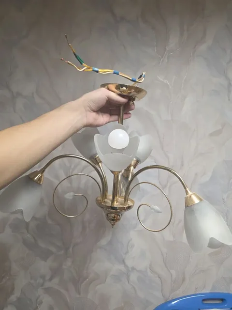 Продам люстру в отличном рабочем состоянии - Постельное бельё в Уфа