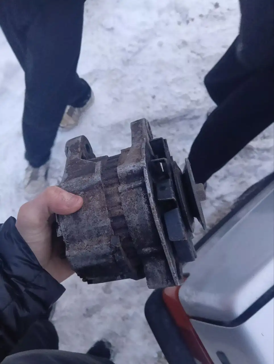 Продам генератор Карб 60А - Барахолка в Уфа