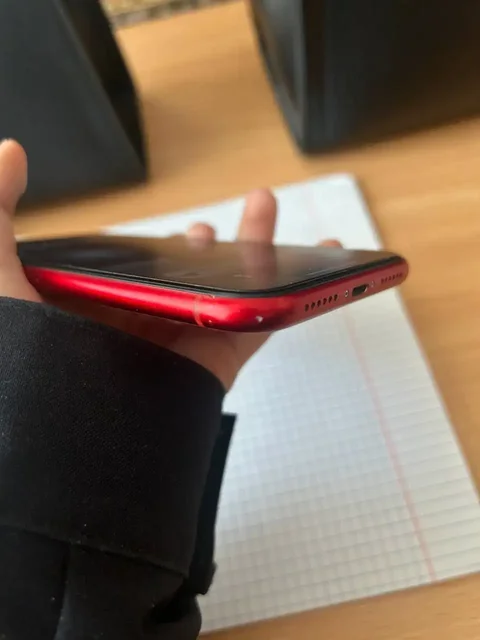 Продам Айфон XR 128ГБ красный - Наушники и аудио в Уфа