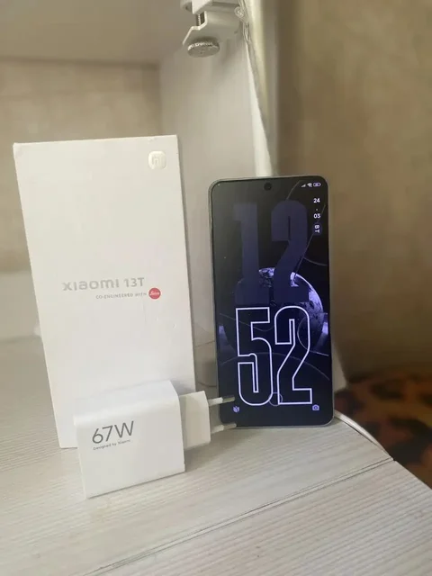Смартфон Xiaomi 13T 8/256 ГБ в идеальном состоянии - Игры для приставок в Уфа