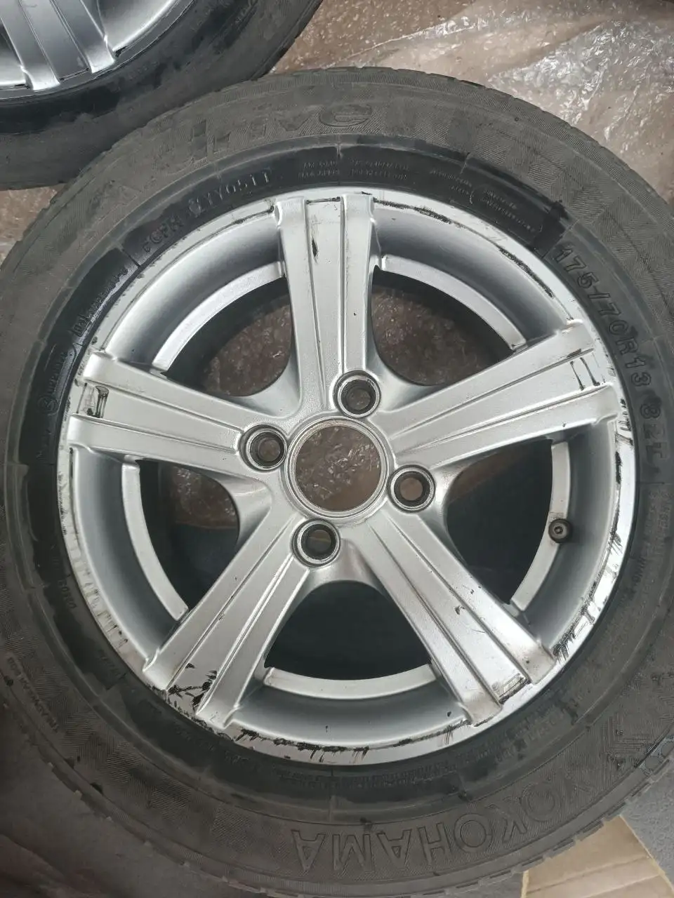 Продажа дисков R13 с резиной в износе - Запчасти (Авто) в Уфа