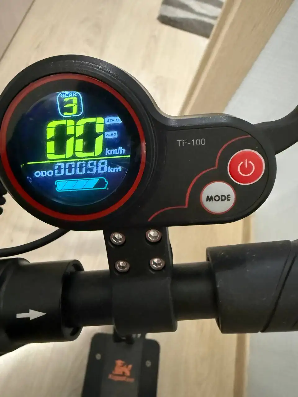 Продам электросамокат в идеальном состоянии - Электроника в Уфа