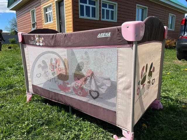 Детский манеж с вторым уровнем и пеленальным столиком - Кроватки в Уфа