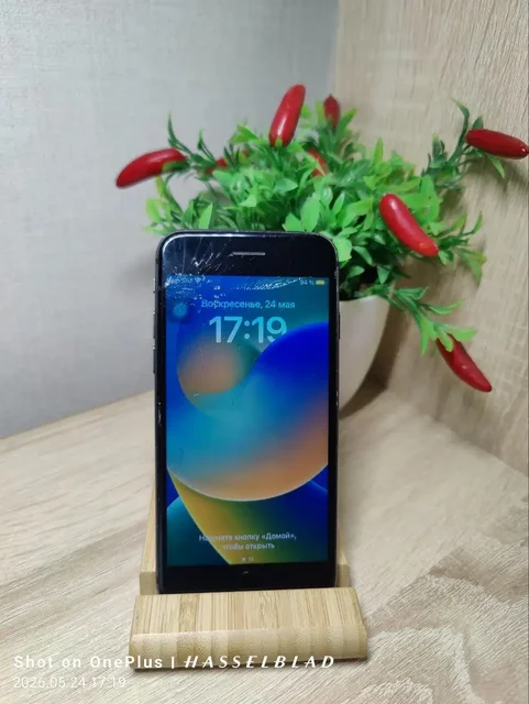 iPhone 8 64GB с дефектами - частное объявление в Уфа