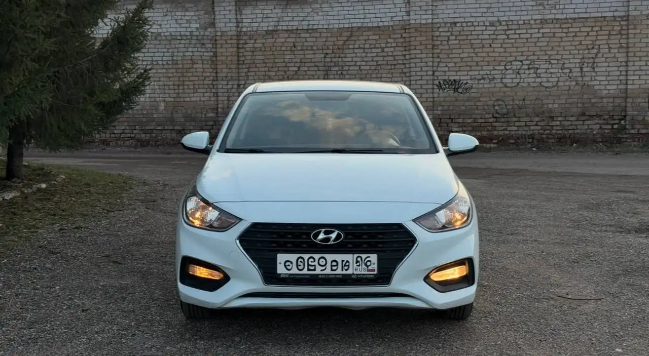 Hyundai Solaris 2017 - Легковые автомобили (Авто) в Стерлитамак