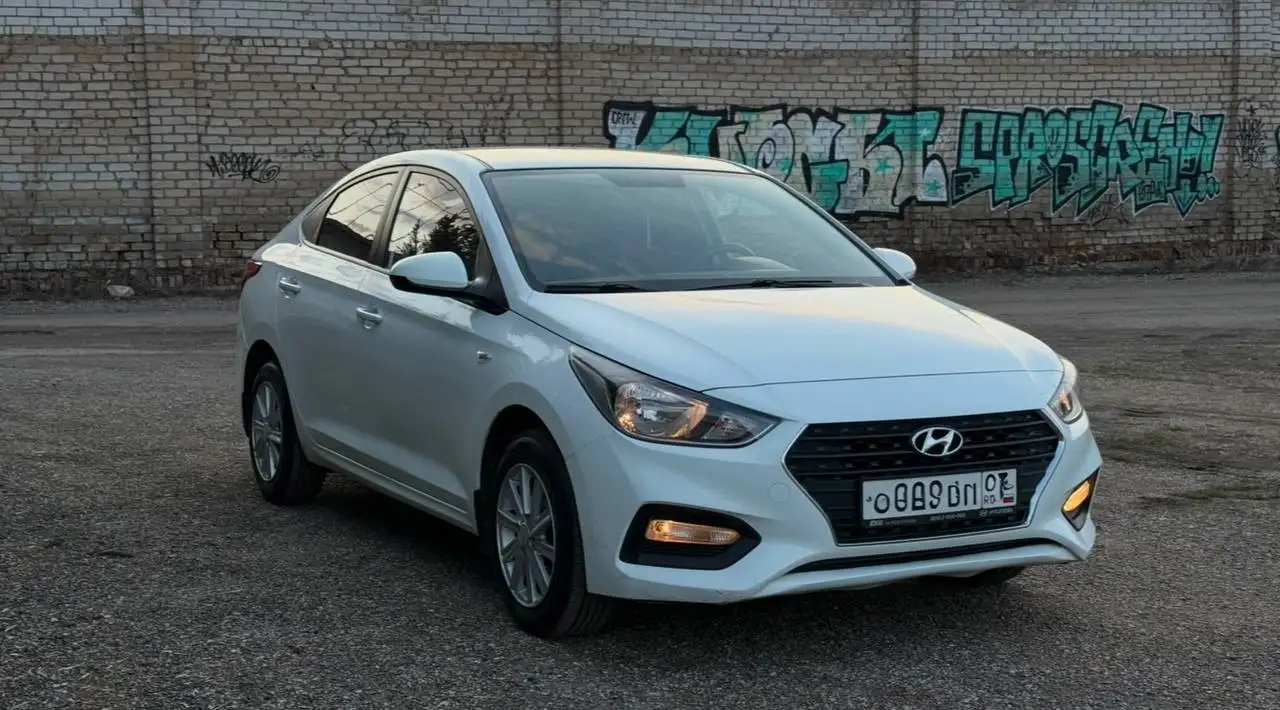 Hyundai Solaris 2017 - Легковые автомобили (Авто) в Стерлитамак