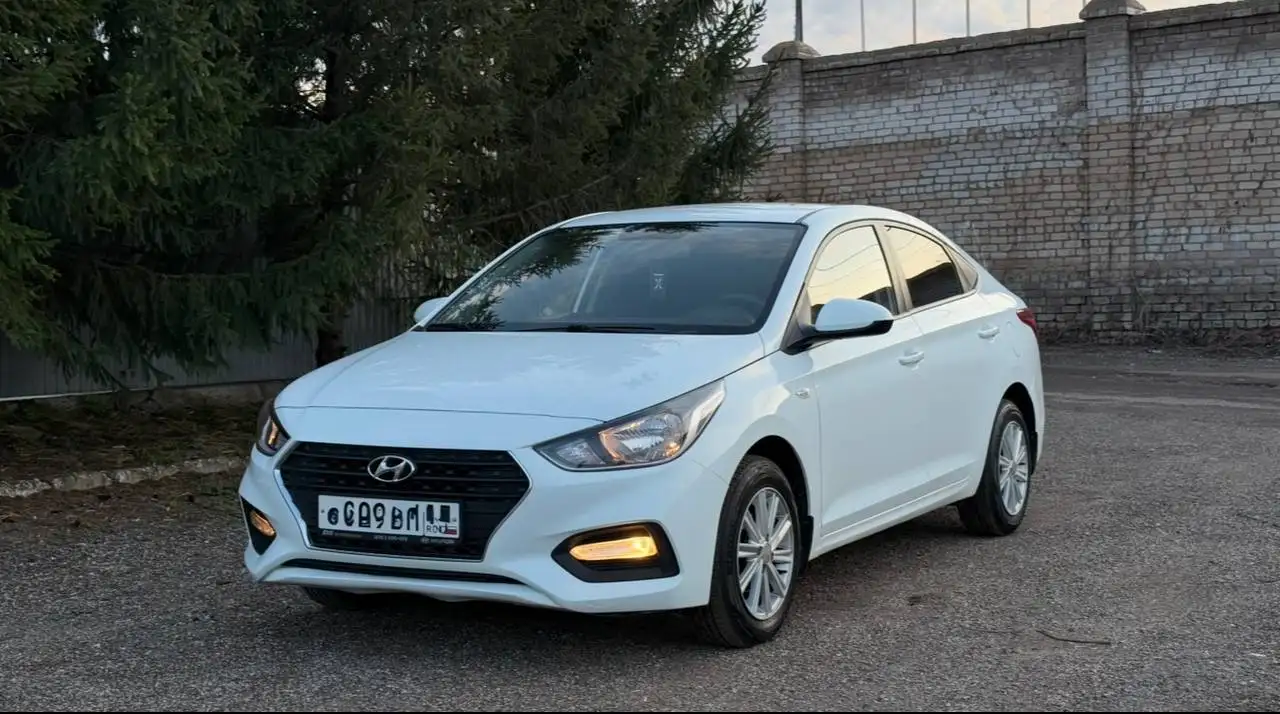 Hyundai Solaris 2017 - Легковые автомобили (Авто) в Стерлитамак