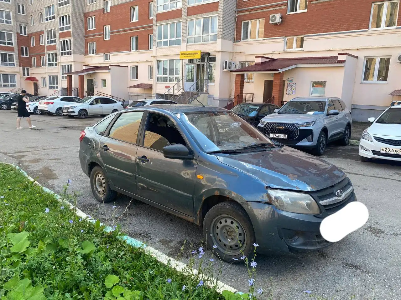 Продам Гранту лифтбек 2014, 173000 км - Легковые автомобили (Авто) в Уфа