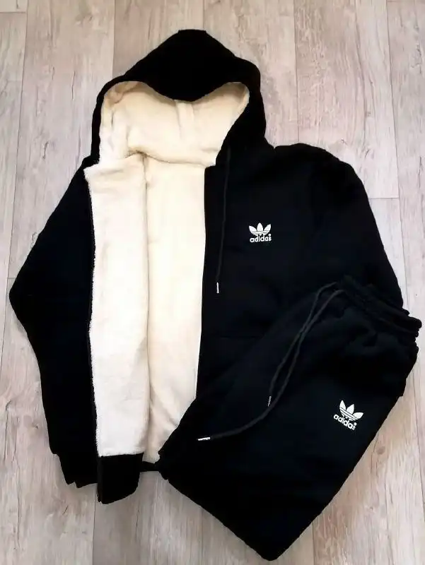 Мужской спортивный костюм Adidas