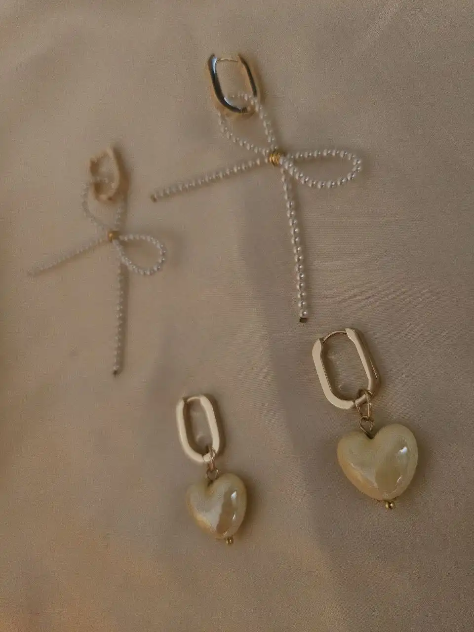 Серьги ручной работы с бантиками и сердцами