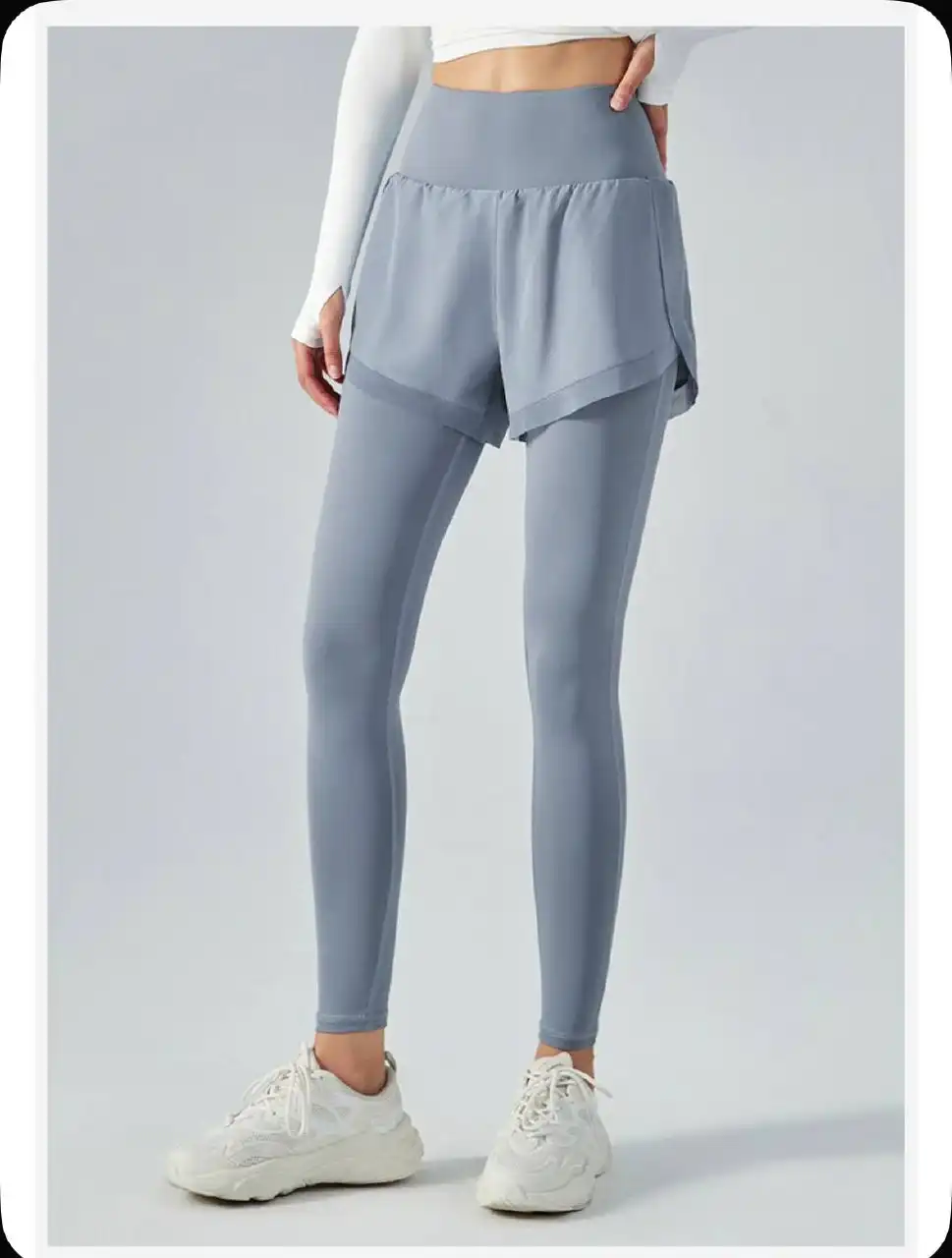 Продам новые легинсы alo йога 46 размер