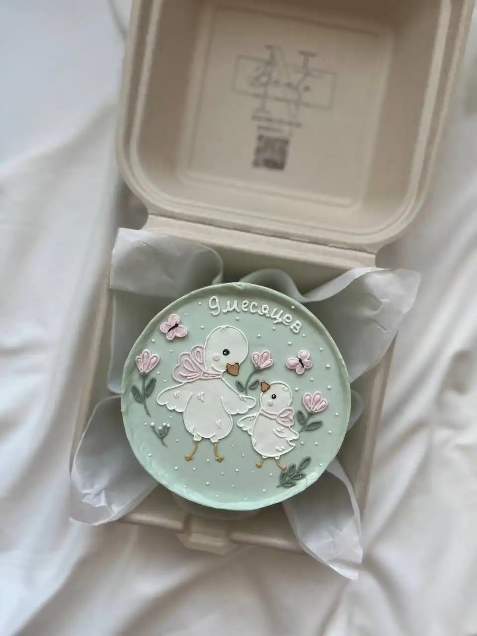 Заказ бенто-тортов, капкейков и трайфлов