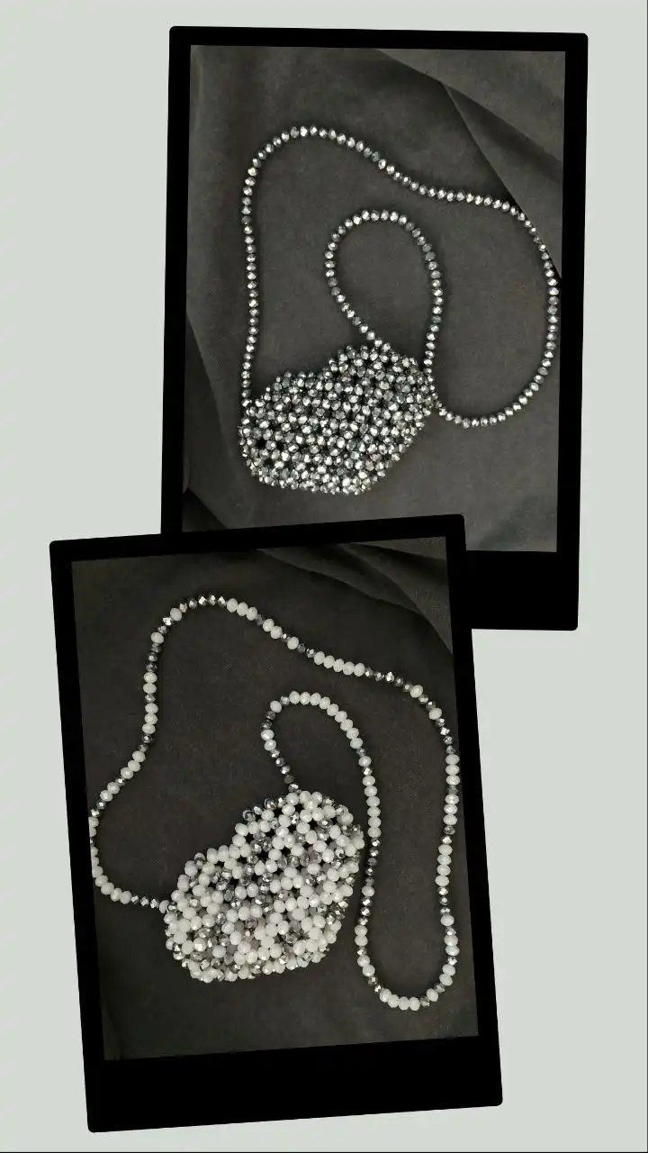 Сумочки из хрустальных и акриловых бусин