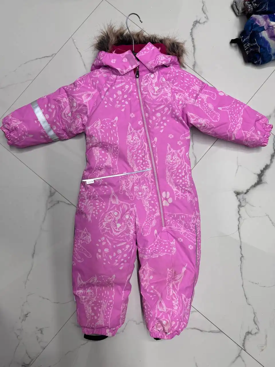 Продажа детской одежды и отпаривателя