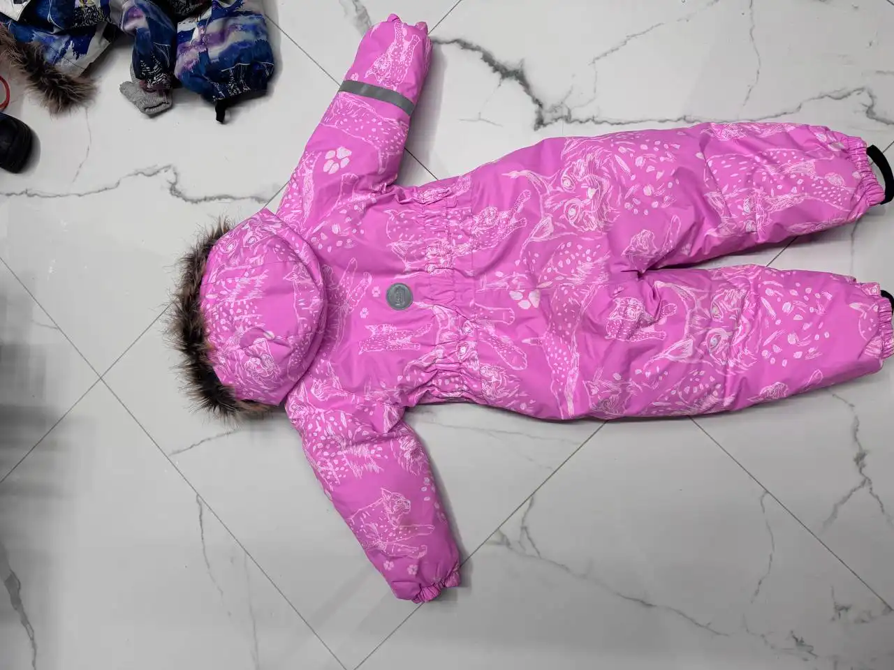 Продажа детской одежды и отпаривателя