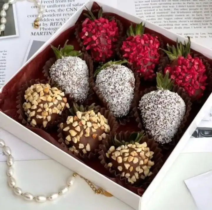 Клубника в шоколаде - сладкий подарок