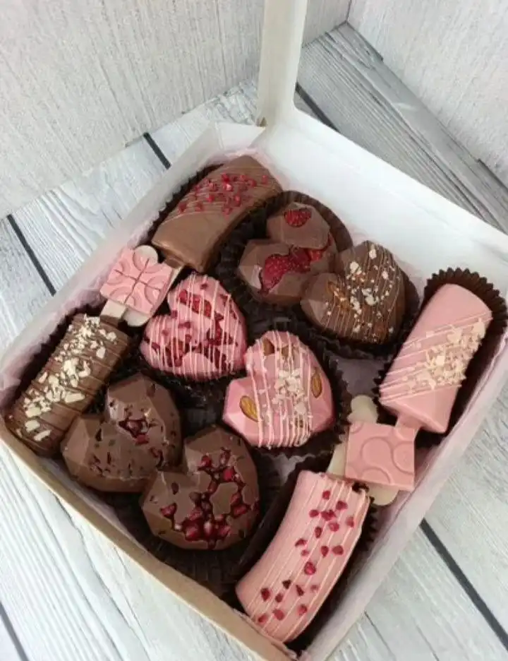 Клубника в шоколаде - сладкий подарок