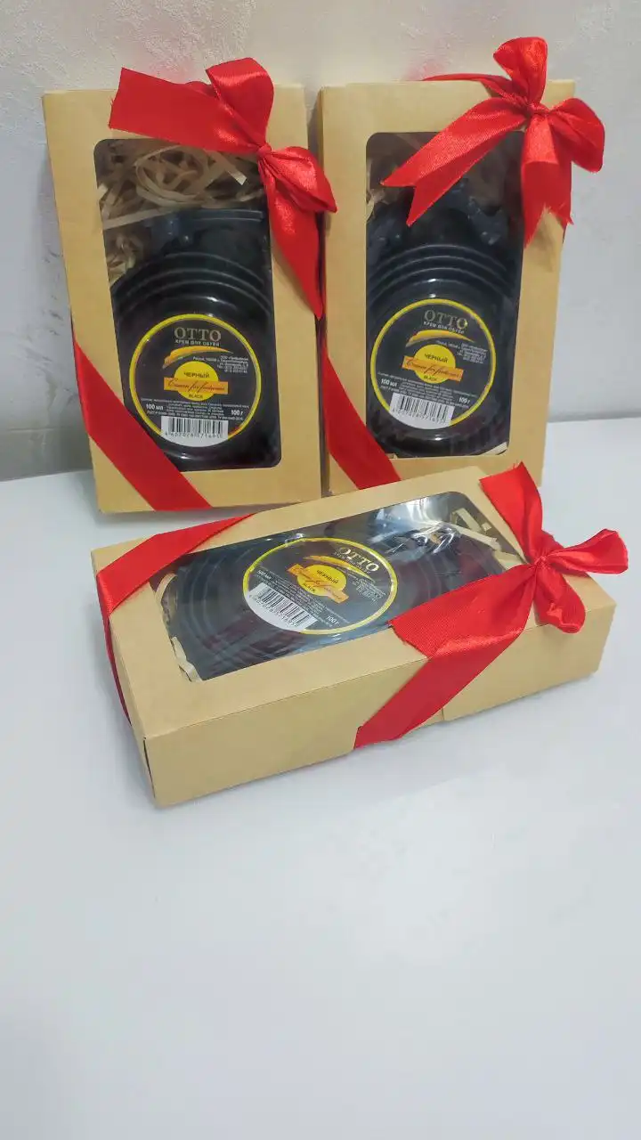 Подарочный набор для мужчин: ремень и крем для обуви