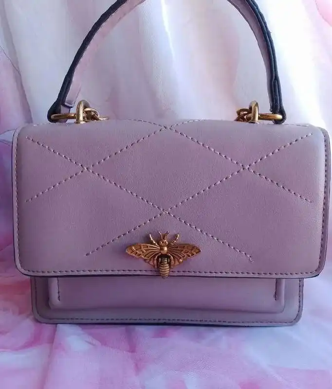 Женская сумка через плечо б/у