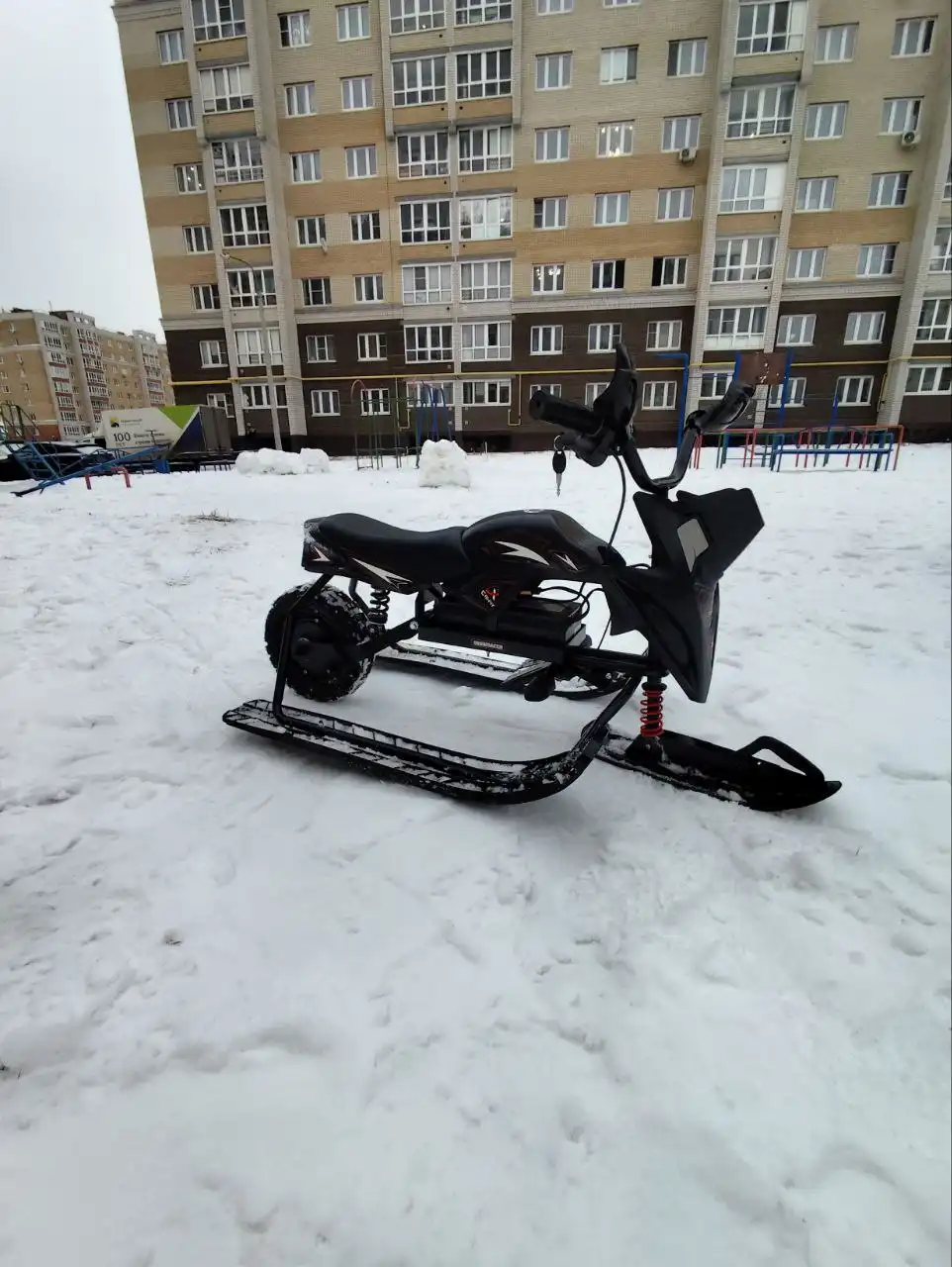 Детский электрический снегокат