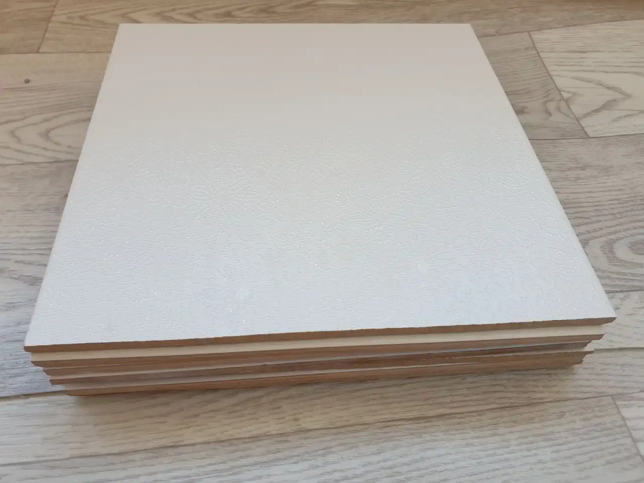 Настенная керамическая плитка 27х27см