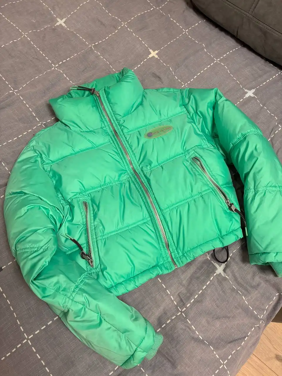 Короткая молодежная курточка - Одежда в Чебоксары