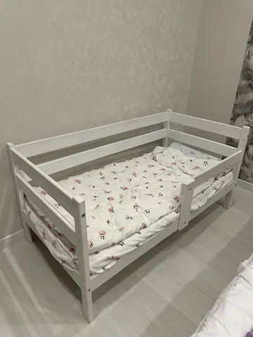 Продам детскую кроватку с матрасом - частное объявление в Чебоксары