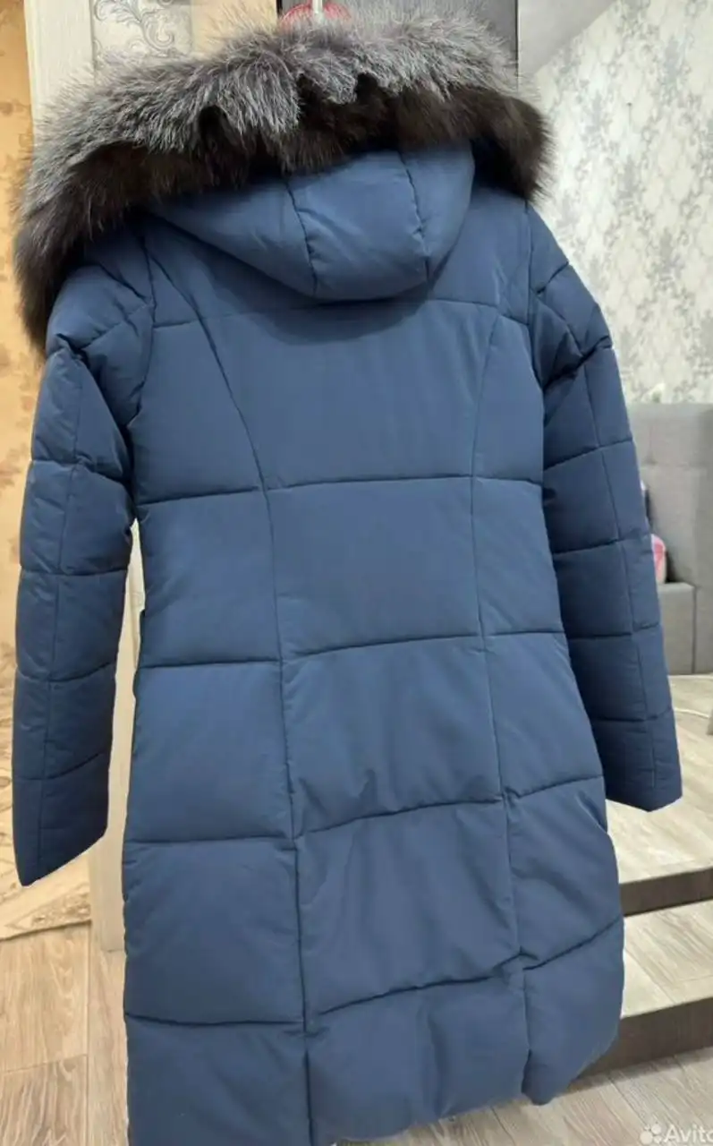 Новая куртка с мехом - Верхняя одежда (Одежда) в Чебоксары