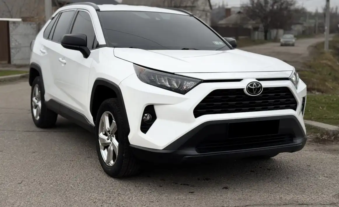 Продажа Toyota RAV4 2019 года - Кроссоверы/внедорожники (Авто) в Чебоксары