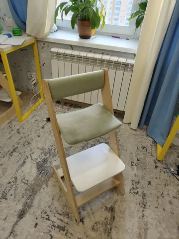 Растущий стул с мягкой сидушкой в идеальном состоянии - Мобильные номера в Чебоксары