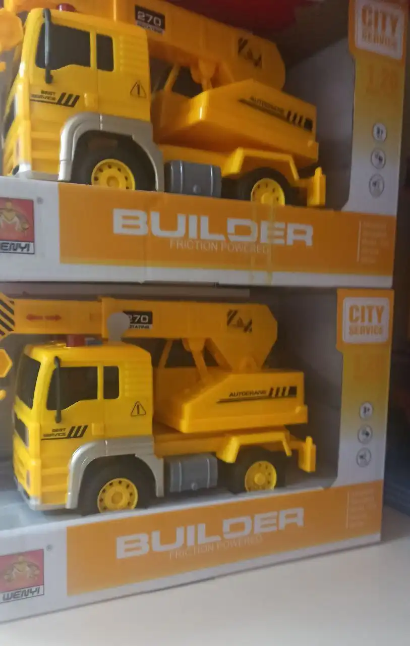 Новая парковка с машинками и кран со светом и звуком - Игрушки (Товары для детей) в Чебоксары