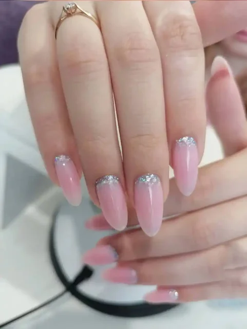 Маникюр и педикюр с покрытием гель-лаком - Автоуслуги в Чебоксары