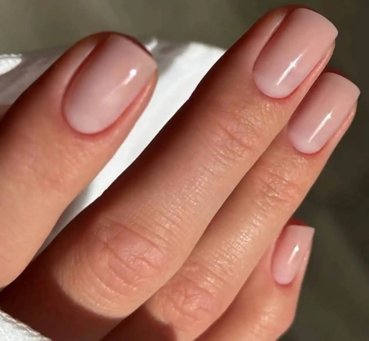 Маникюр и педикюр с покрытием гель-лаком - Красота и здоровье (Услуги) в Чебоксары