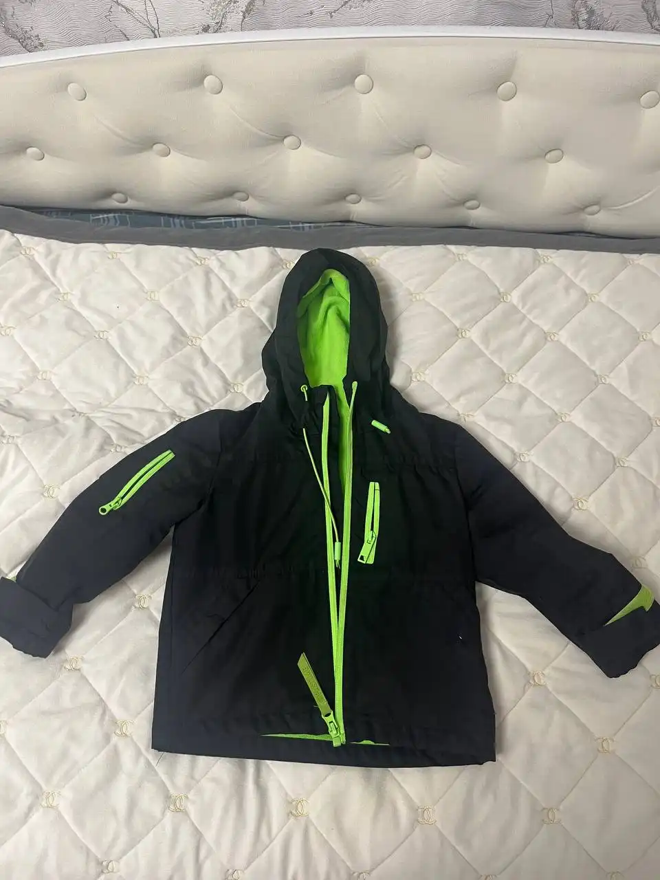 Куртка-ветровка и полукомбинезон зимний 98 см - Детская одежда (Одежда) в Чебоксары