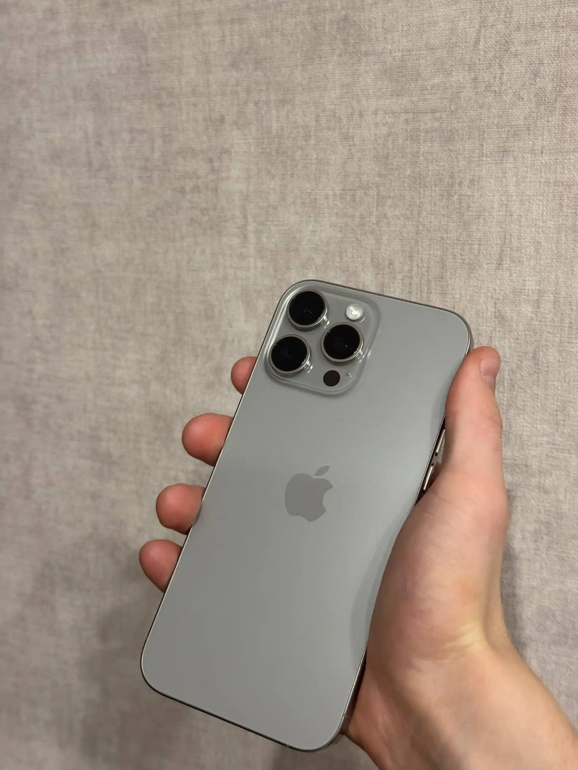 iPhone 16 Pro Max 256GB с защитным стеклом - Смартфоны (Электроника) в Чебоксары