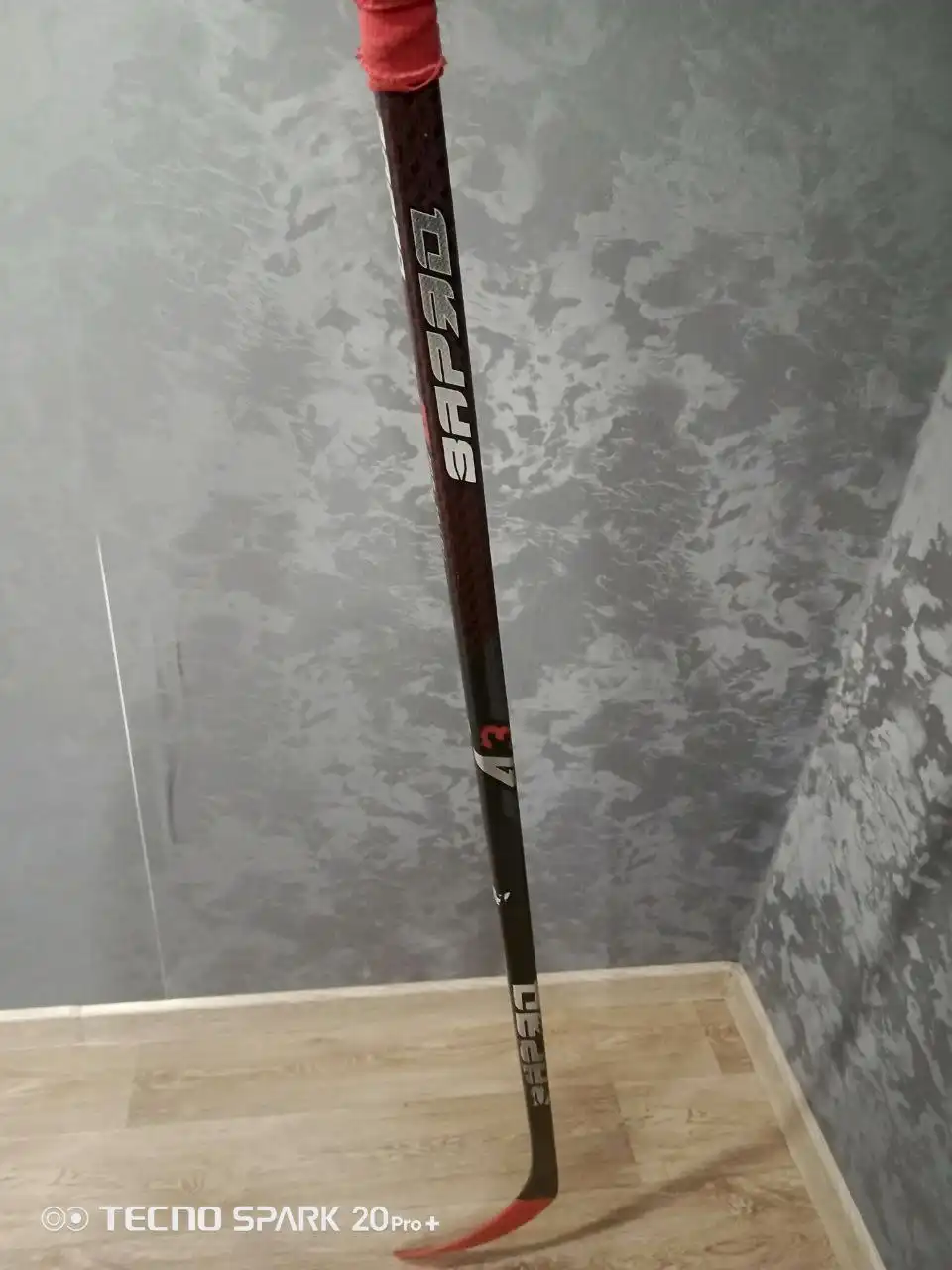 Продам клюшку Заряд А3 FLEX 60 - Спортивные товары (Барахолка) в Чебоксары