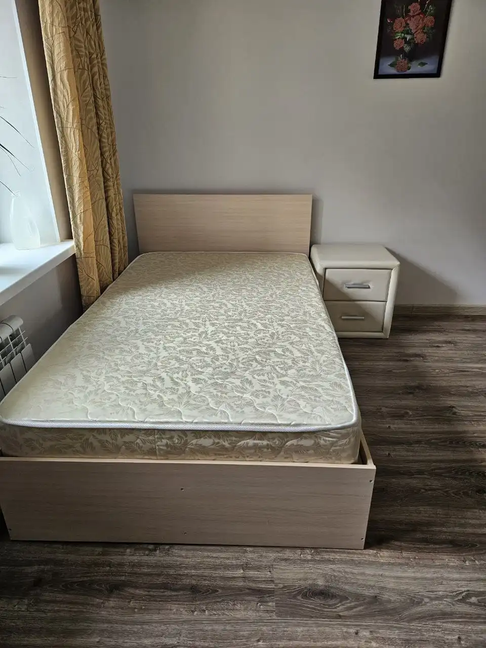 Продаётся кровать 1.5 спальная с матрасом - Мебель (Для дома и дачи) в Чебоксары