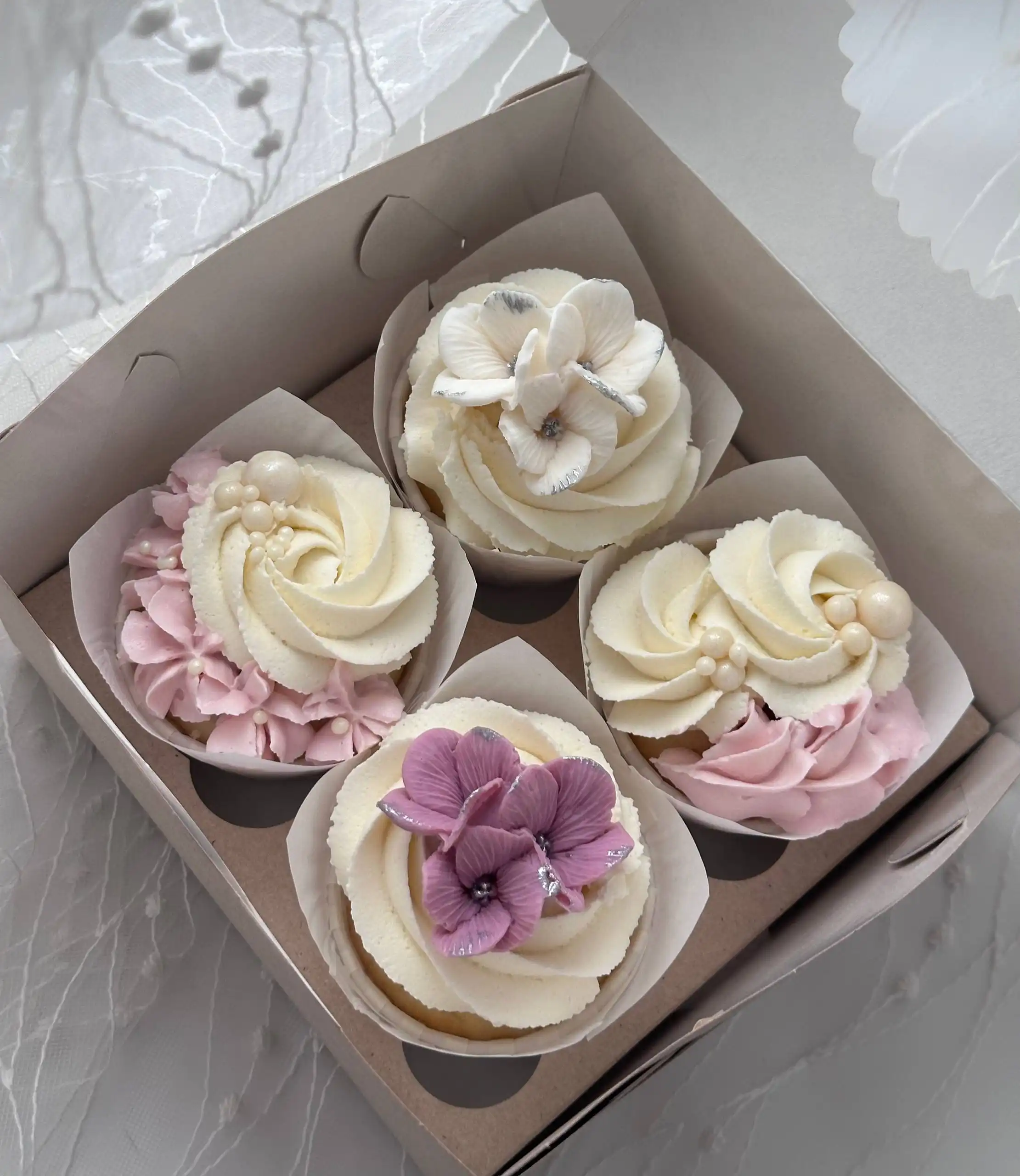 Топпер 'сердце' с мини-открыткой ко Дню влюбленных - Сувениры (Барахолка) в Чебоксары