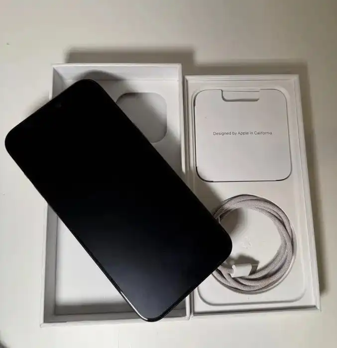 Apple iPhone 15 Pro Max 512 GB в отличном состоянии - Смартфоны (Электроника) в Чебоксары