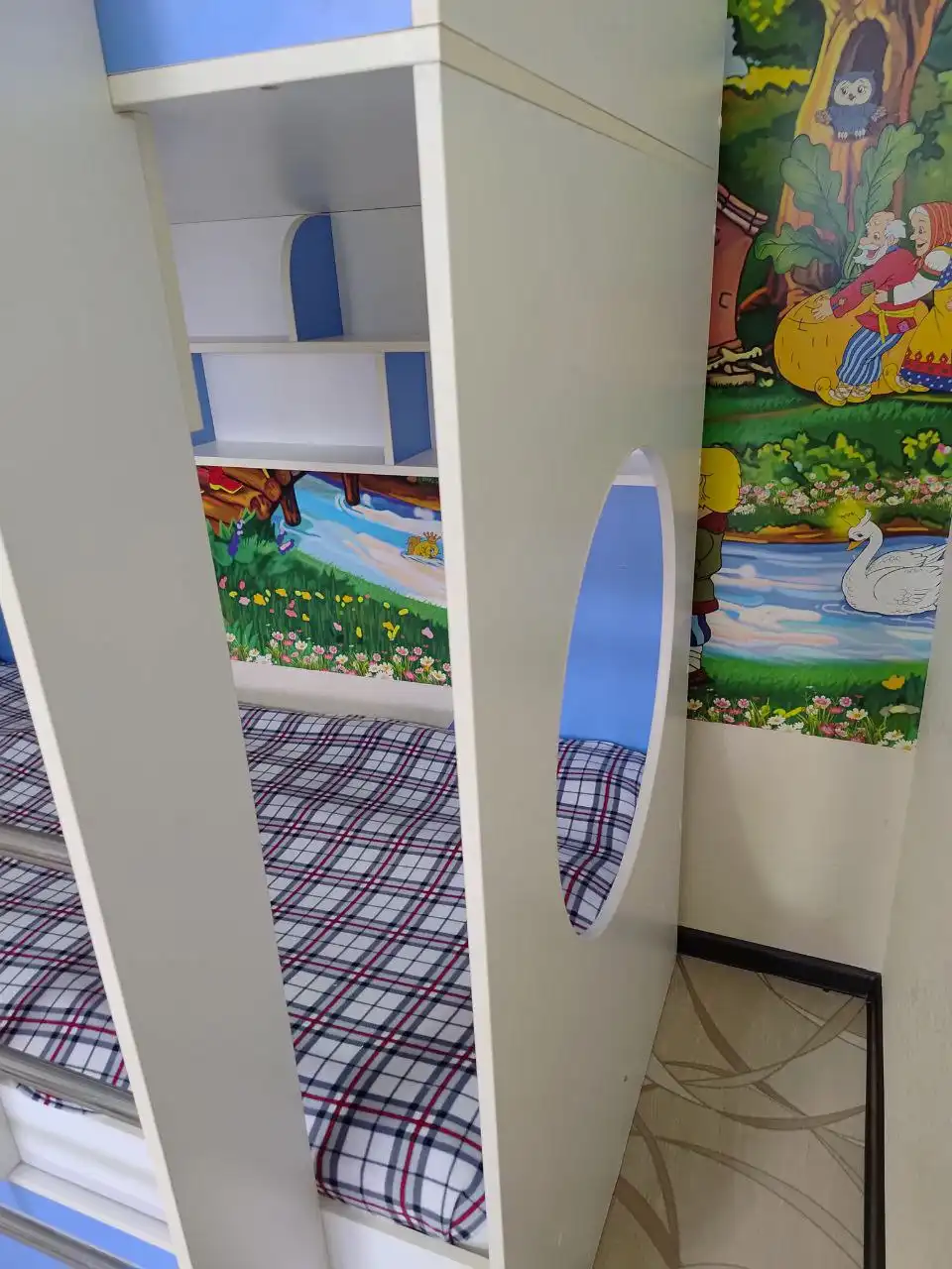 Двухярусная кровать 90x190 - Мебель (Барахолка) в Чебоксары