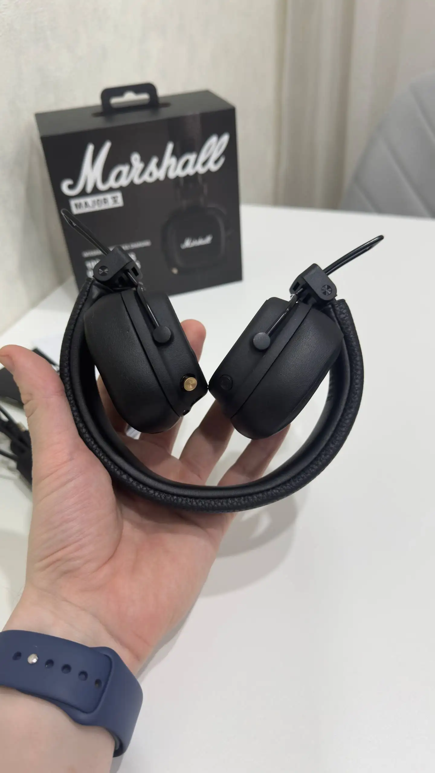 Продажа наушников Marshall Major V - Наушники (Электроника) в Чебоксары