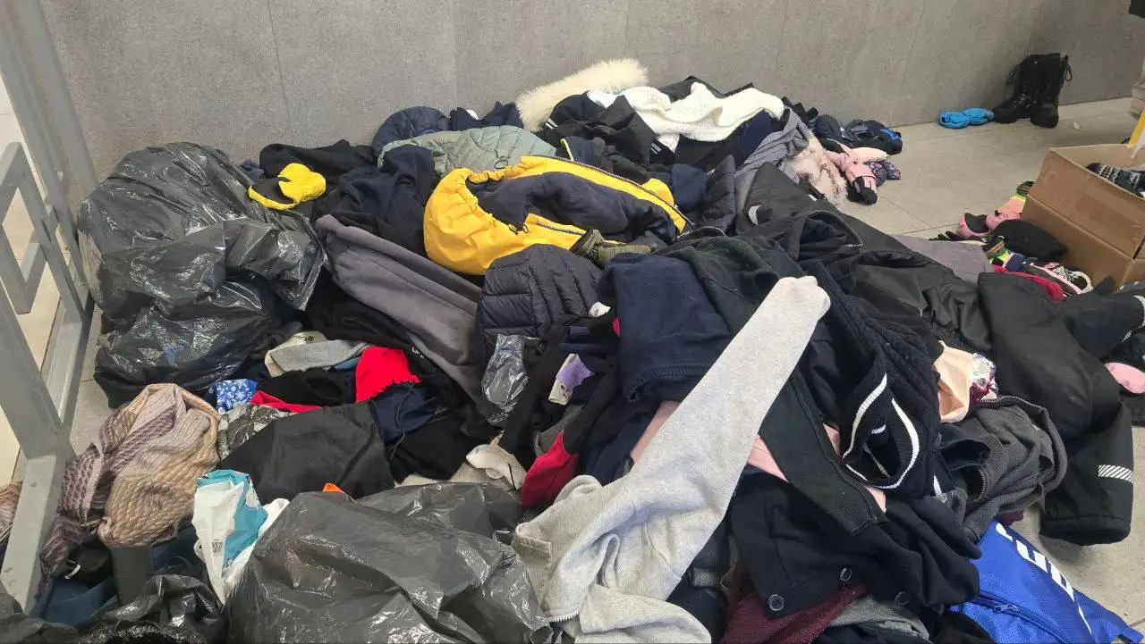 Потерянные детские куртки и штаны - Барахолка в Чебоксары