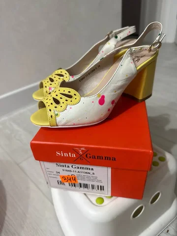 Кожаные босоножки 34 размера - Нижнее белье и аксессуары в Чебоксары