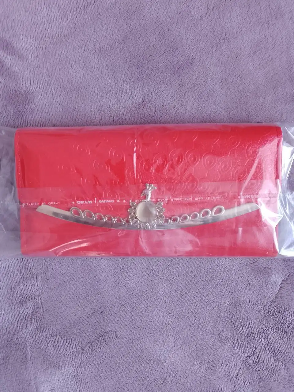 Кошелек женский красного цвета - Барахолка в Чебоксары