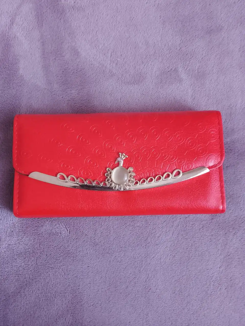 Кошелек женский красного цвета - Барахолка в Чебоксары