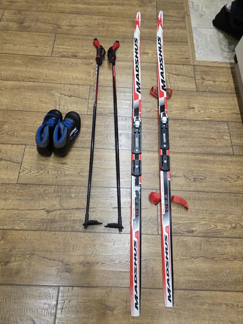 Продажа обуви 36 размера - Барахолка в Чебоксары