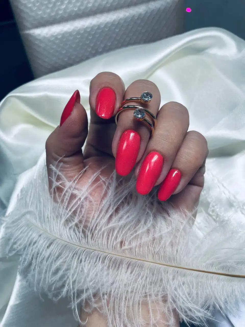 Маникюр с укреплением и покрытием на 20 февраля - Красота (Услуги) в Чебоксары