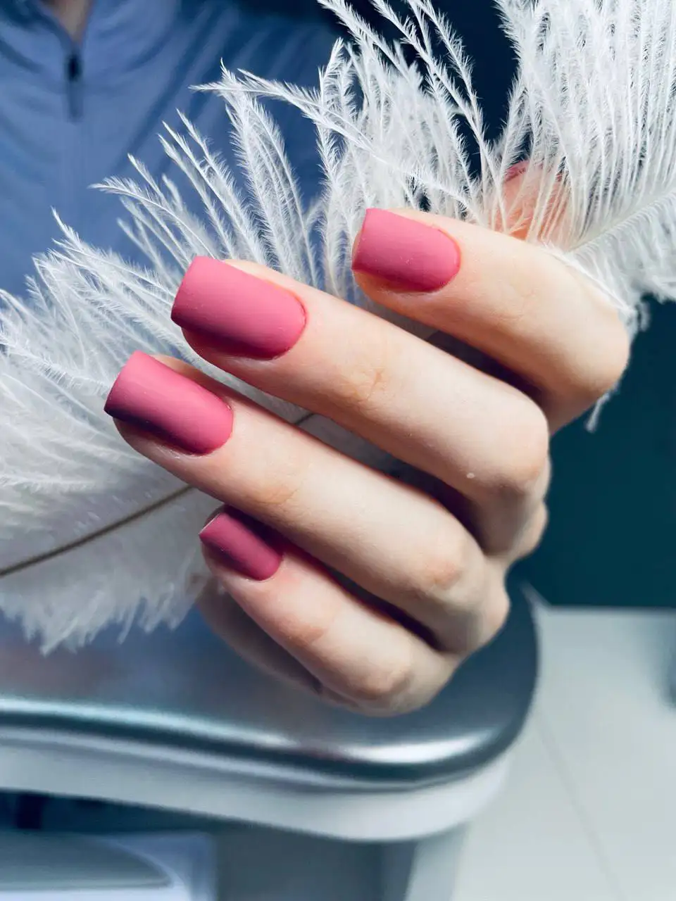 Маникюр с укреплением и покрытием на 20 февраля - Красота (Услуги) в Чебоксары