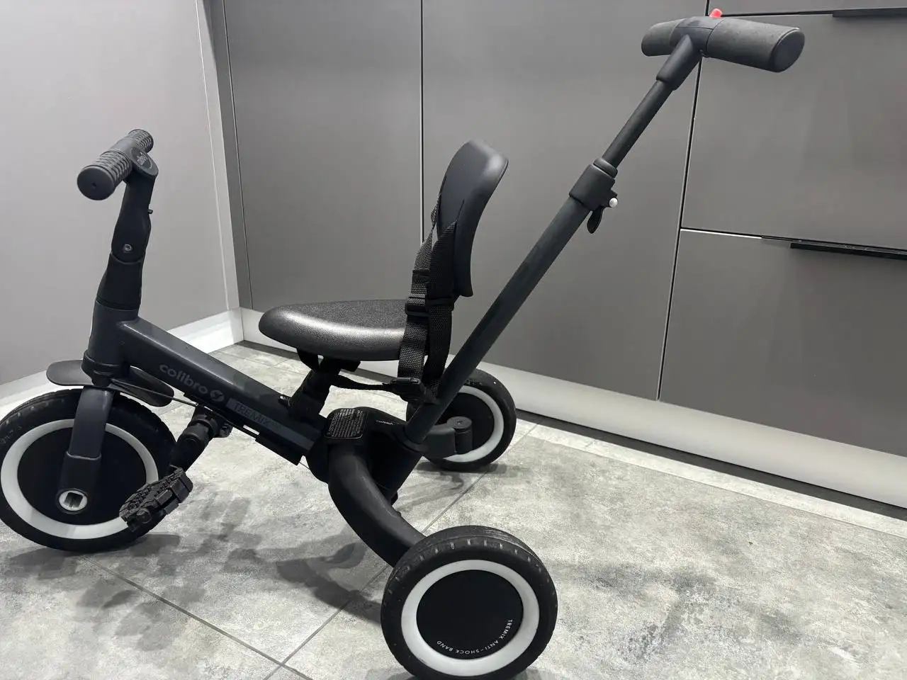 Велосипед с родительской ручкой - Велосипеды (Товары для детей) в Чебоксары